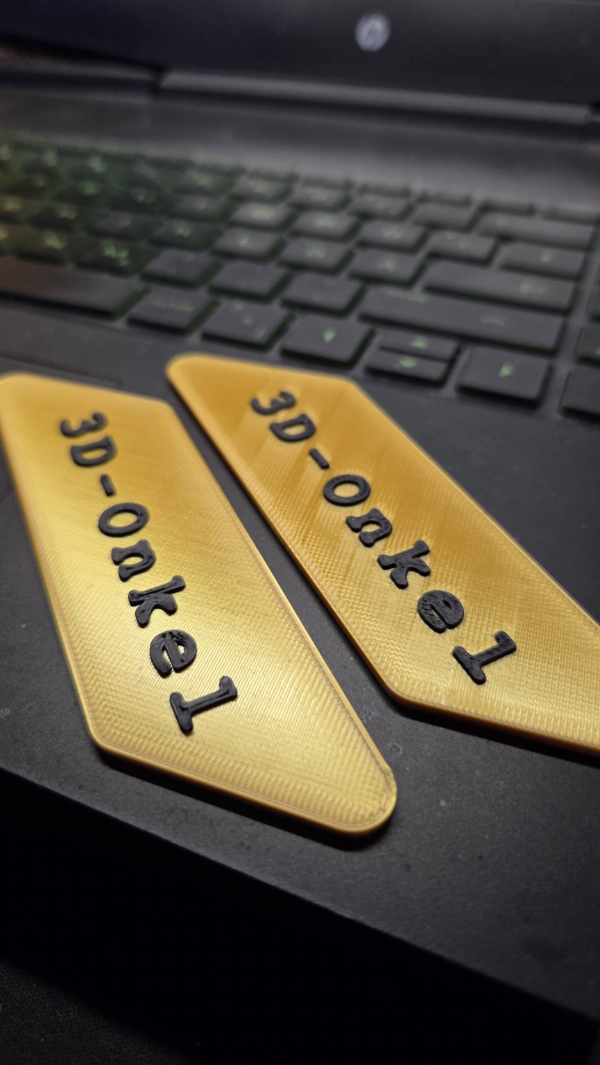 Zwei echte goldene 3D-Onkel-Auftragsdrucke